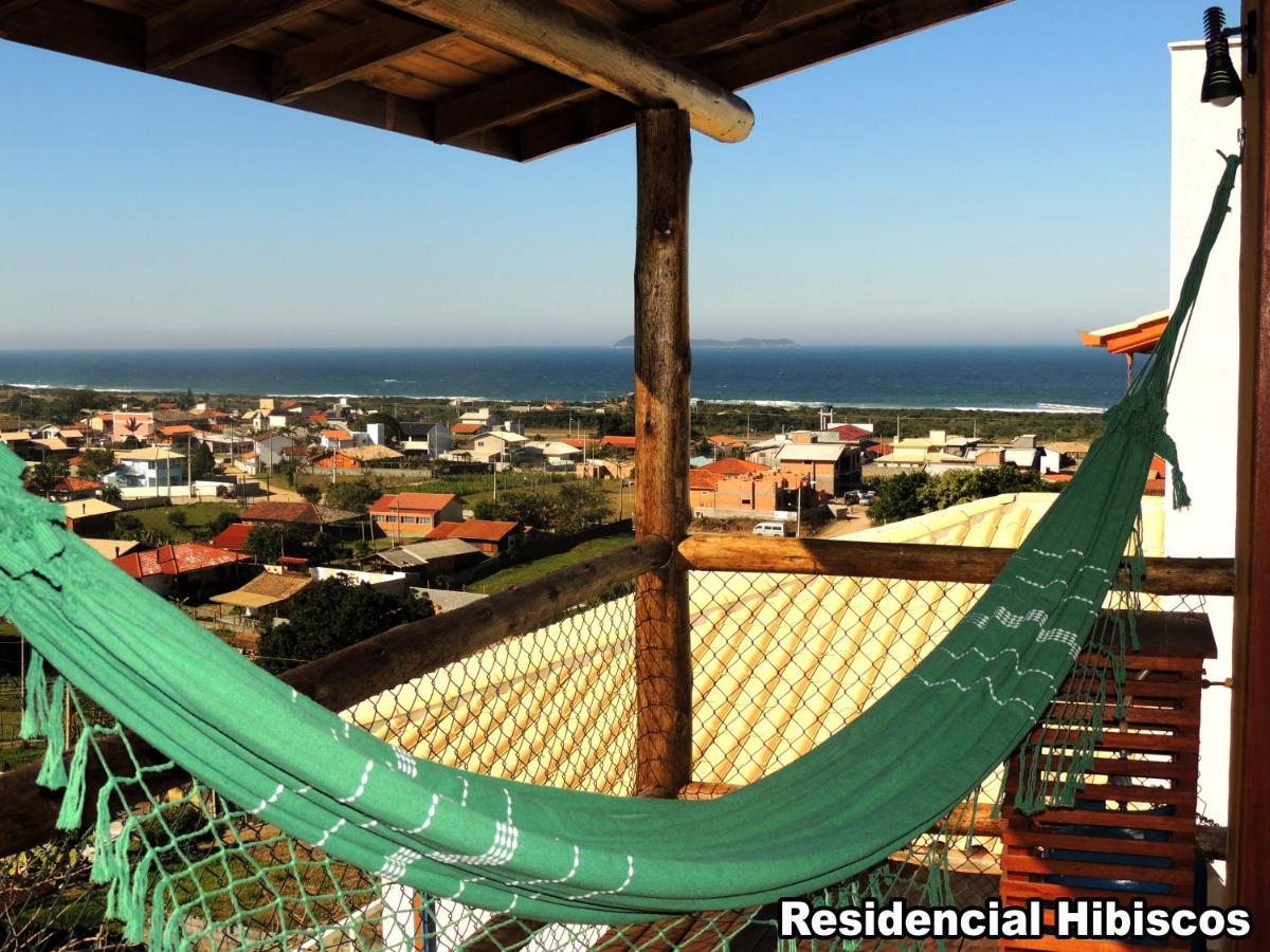 Residencial Hibiscos - Vista Mar Villa Гаропаба Екстериор снимка
