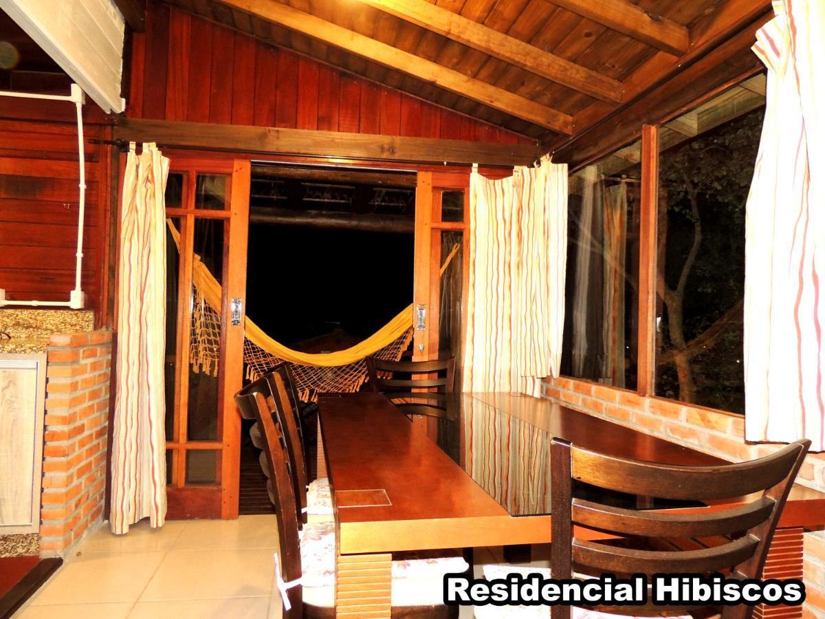 Residencial Hibiscos - Vista Mar Villa Гаропаба Екстериор снимка