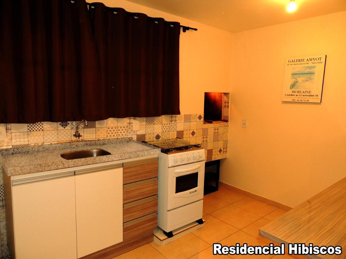 Residencial Hibiscos - Vista Mar Villa Гаропаба Екстериор снимка
