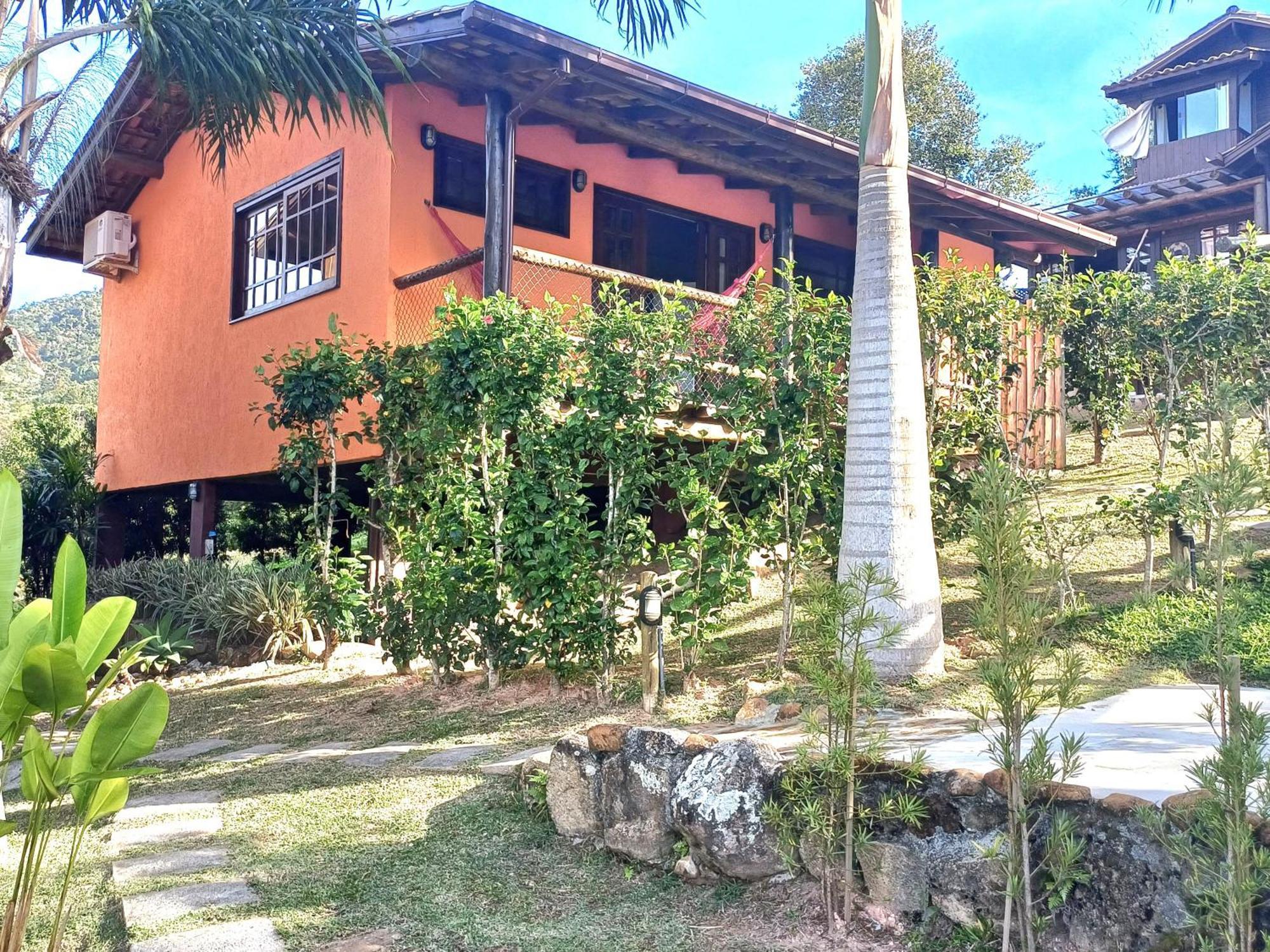 Residencial Hibiscos - Vista Mar Villa Гаропаба Екстериор снимка